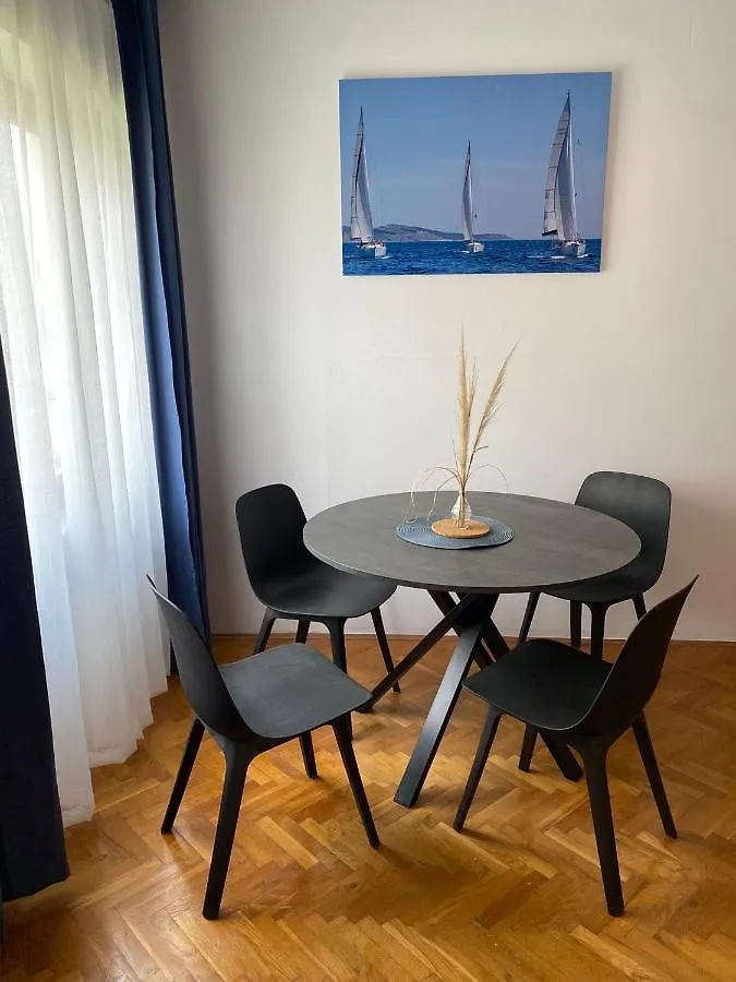 Cornelia Apartments By The Sea Okrug Gornji, Ciovo Trogir 0*,  Croatia