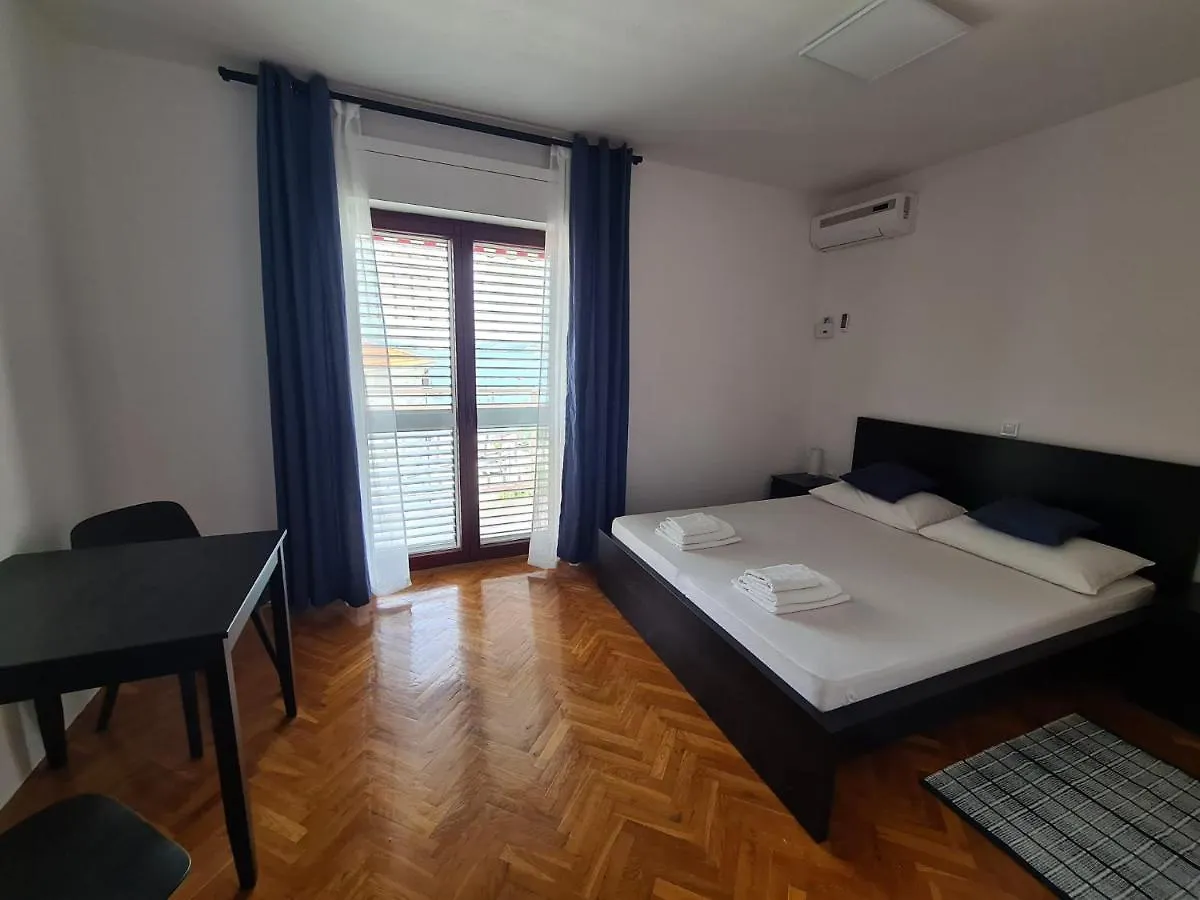 Cornelia Apartments By The Sea Okrug Gornji, Ciovo Trogir Croatia