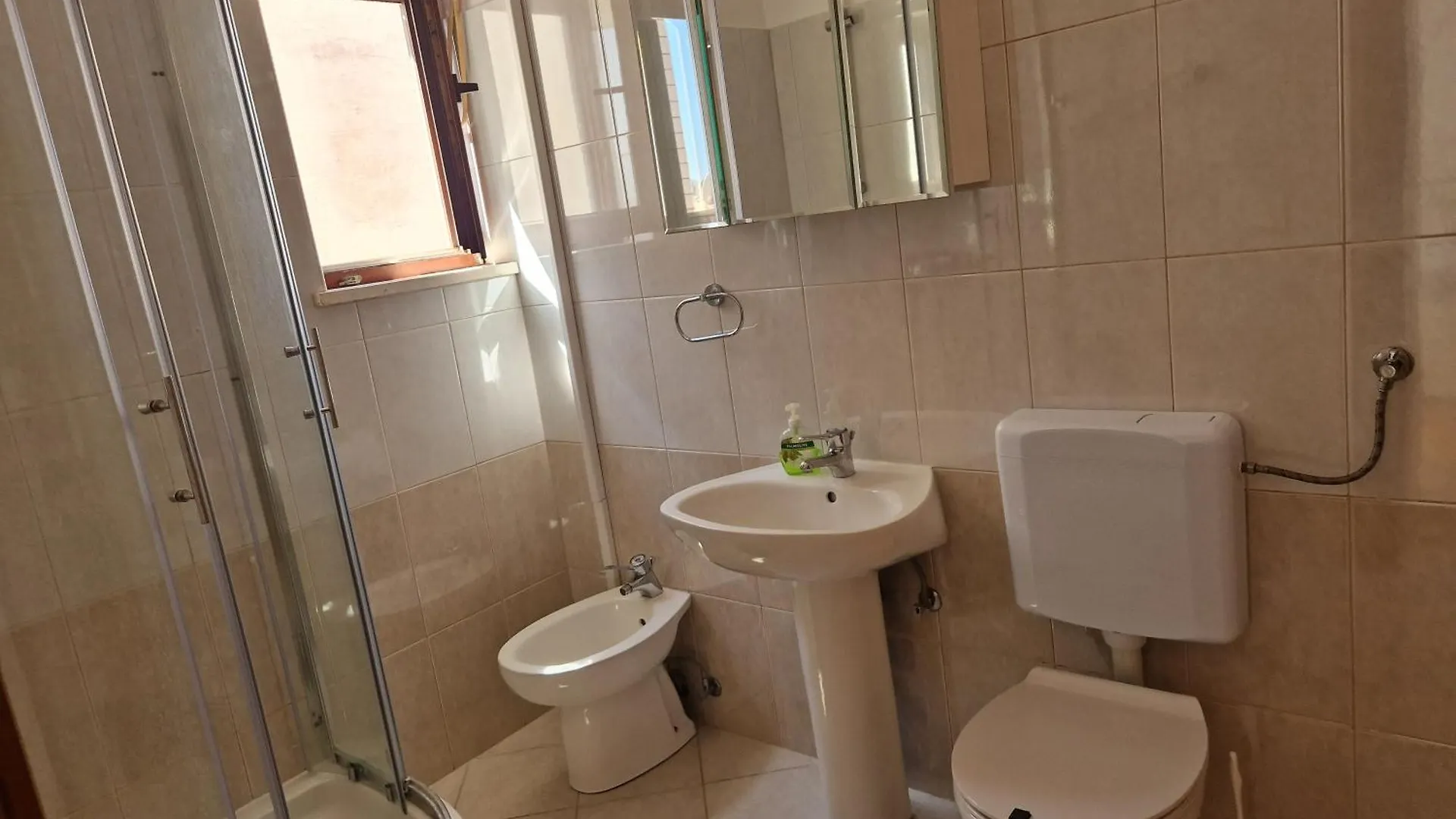 Cornelia Apartments By The Sea Okrug Gornji, Ciovo Trogir