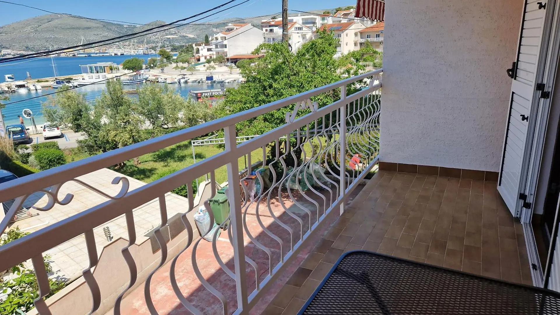 Cornelia Apartments By The Sea Okrug Gornji, Ciovo Trogir 0*,  Croatia