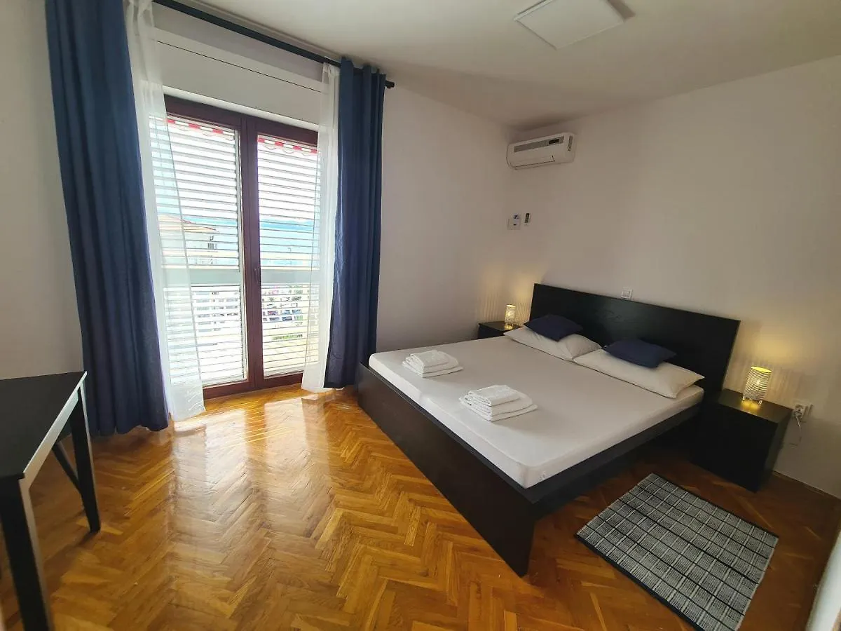 Cornelia Apartments By The Sea Okrug Gornji, Ciovo Trogir