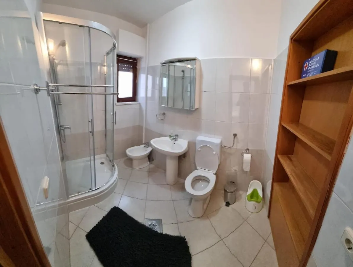 Cornelia Apartments By The Sea Okrug Gornji, Ciovo Trogir 0*,